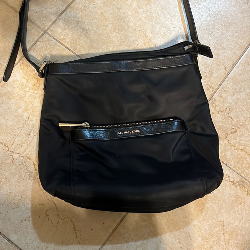 Black Michael Kors Crossbody Bag